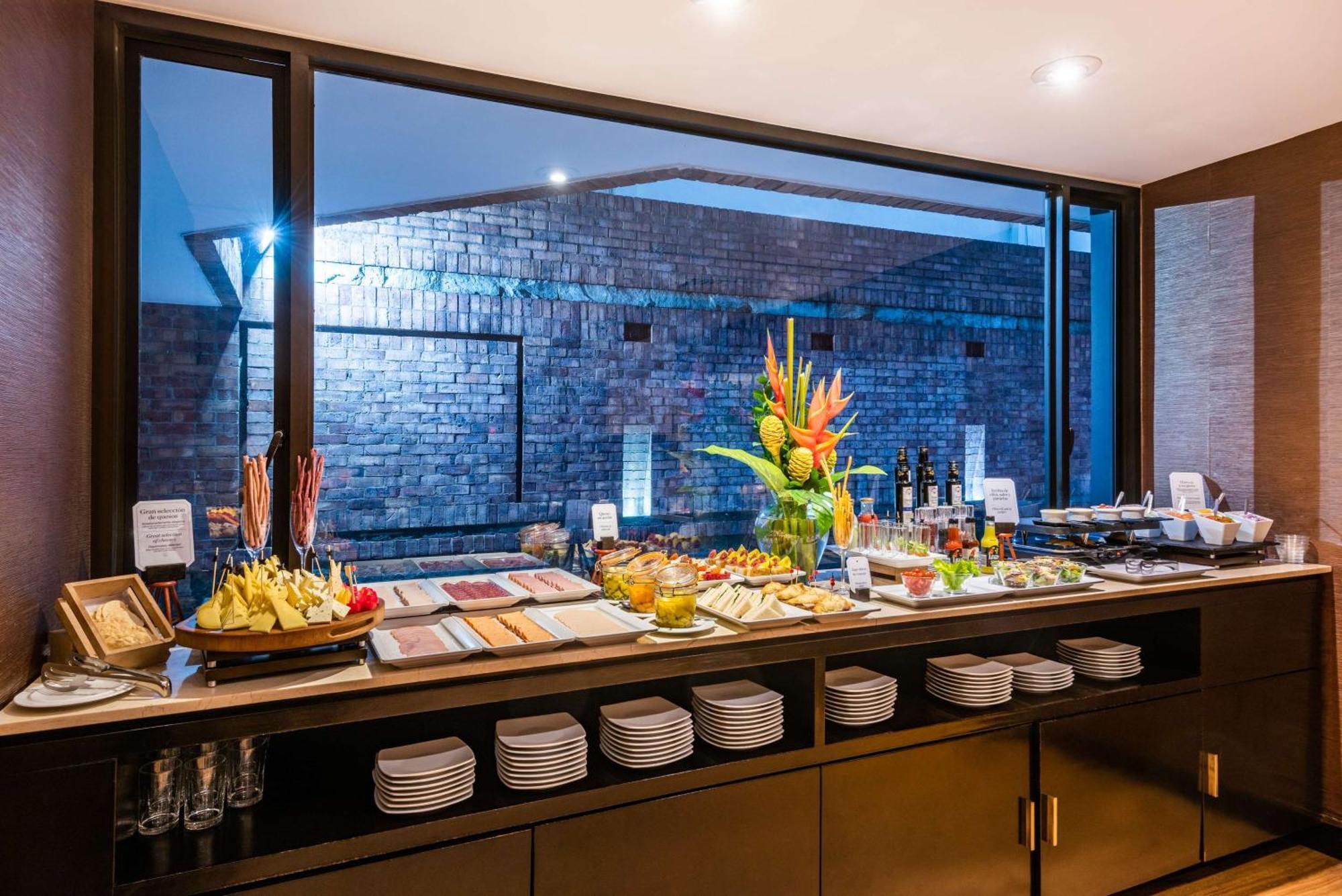 Nh Collection Bogota Andino Royal Hotel Exterior photo The Club at Changi Airport