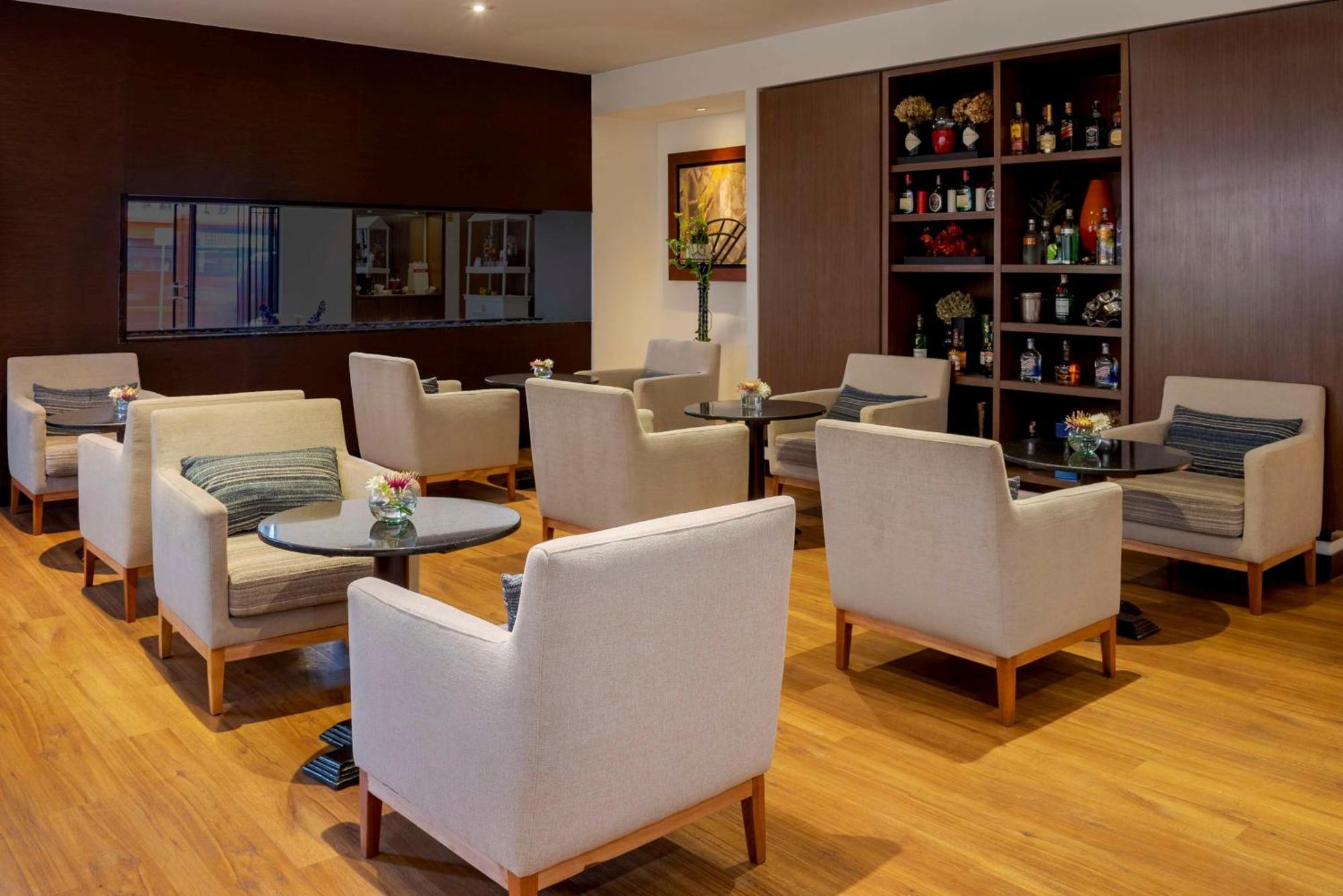 Nh Collection Bogota Andino Royal Hotel Exterior photo The lounge at the airport